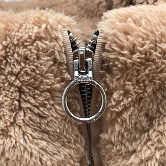 Hollister Cozy Mockneck Puffer Sherpa Jacket Beige - Picture 6 of 14